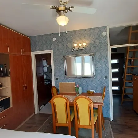 公寓 Davor U Centru Crikvenice, Sa Pogledom Na *