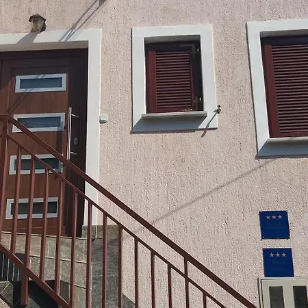 Davor U Centru Crikvenice, Sa Pogledom Na דירה קריקווניצה