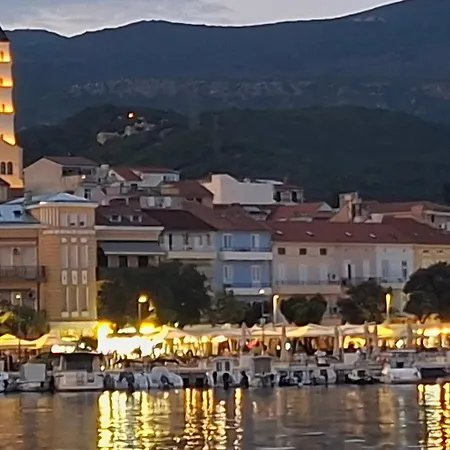 Davor U Centru Crikvenice, Sa Pogledom Na דירה *