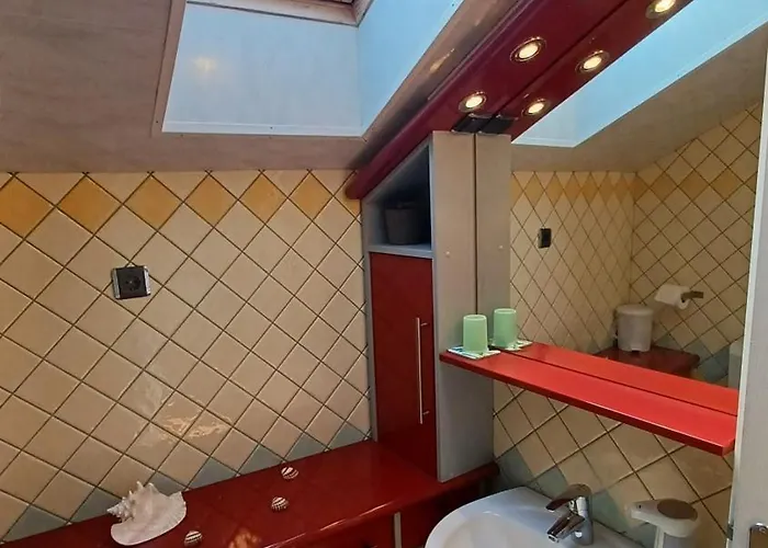 Apartment Davor U Centru Crikvenice, Sa Pogledom Na *